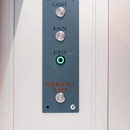 Capsule Nyhavn63 Hostel *