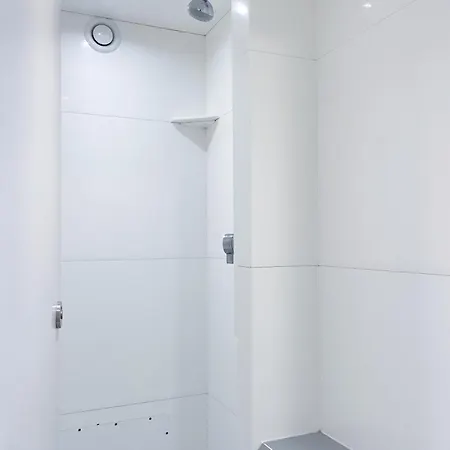 ベッドウッド ホステル *