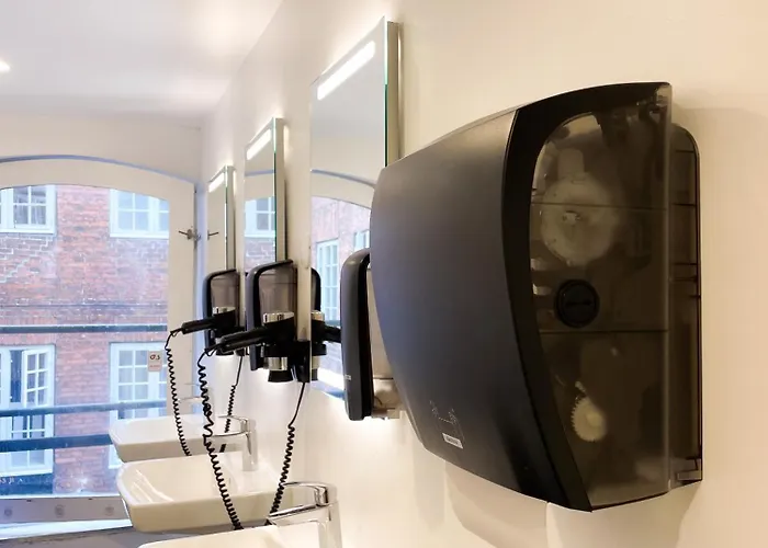 Capsule Nyhavn63 Хостел