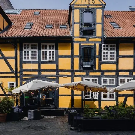 Capsule Nyhavn63