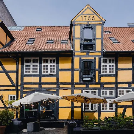 Hostel Capsule Nyhavn63 *